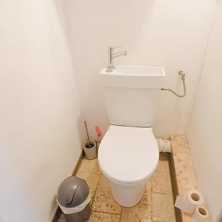 아파트 5 Walk To Louvre & Chatelet Metro *